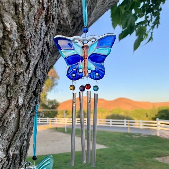 Retro Glass Blue Butterfly Wind Chime Sun Cat… - Picture 11 of 11